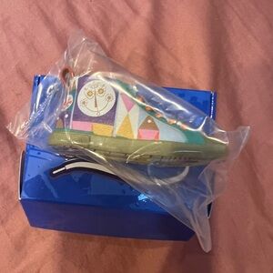 Disney Lacers - Series 4 - It’s A Small World